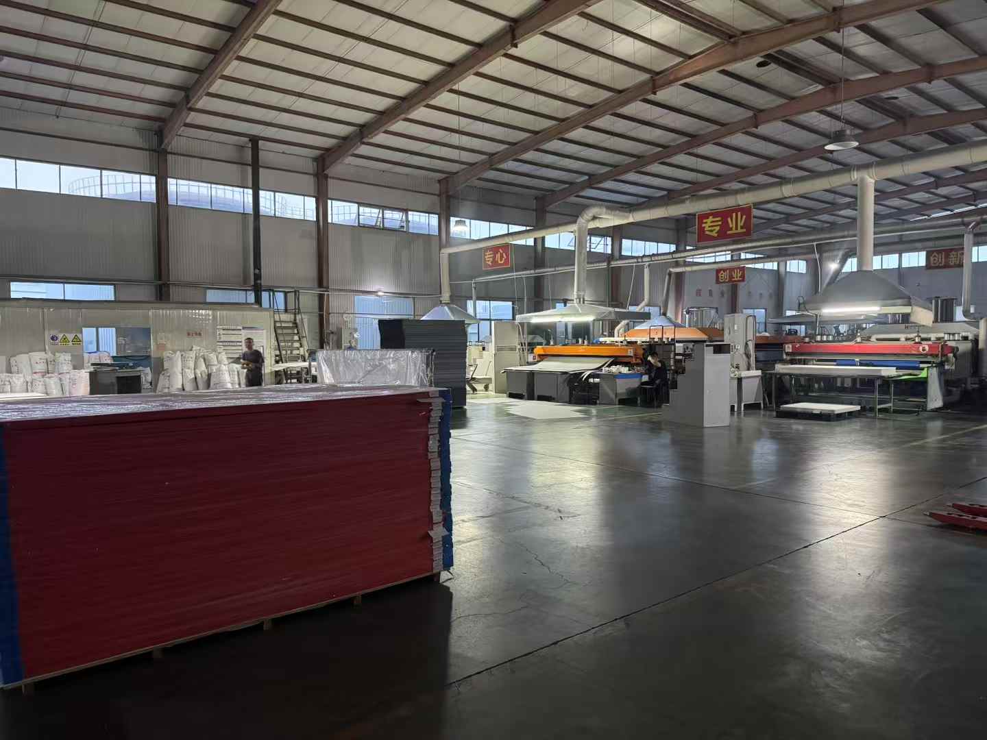 Enhancing Production CapacityPP Hollow Sheet Manufacturer