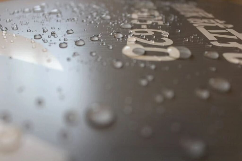 Corrugated Plastic vs Cardboard: Which Is Better for Packaging?
