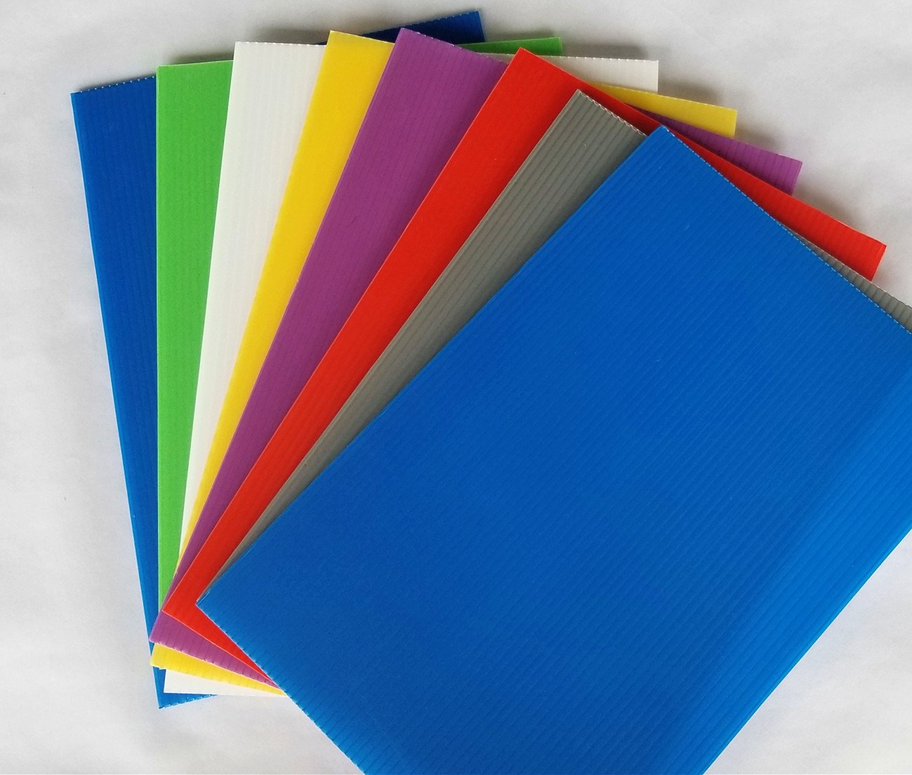 How Is Corrugated Plastic Sheet Made
